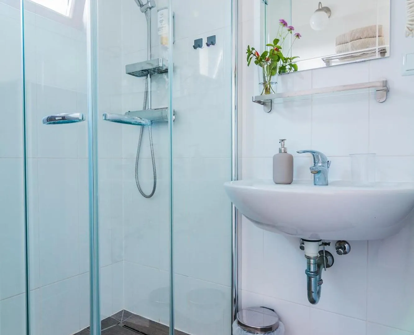 Apartment Garden Studio Near The Beach With Free Parking Pjescana Uvala